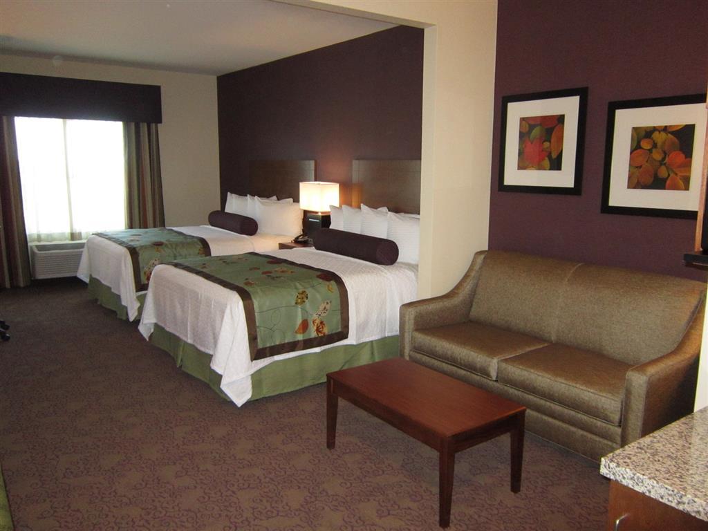 Best Western Plus Carousel Inn & Suites Burlington Room photo